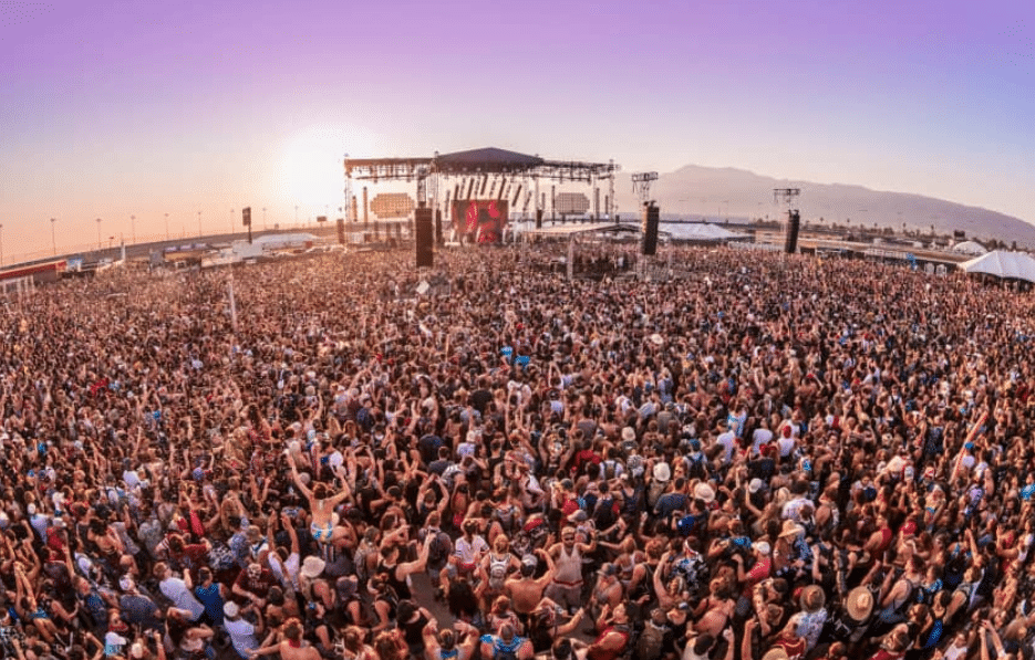 crowd crowd