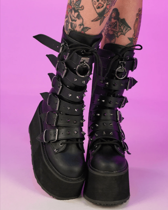 Best Shoes For Comfort And Style- Platform Boots Best Shoes For Comfort And Style- Platform Boots