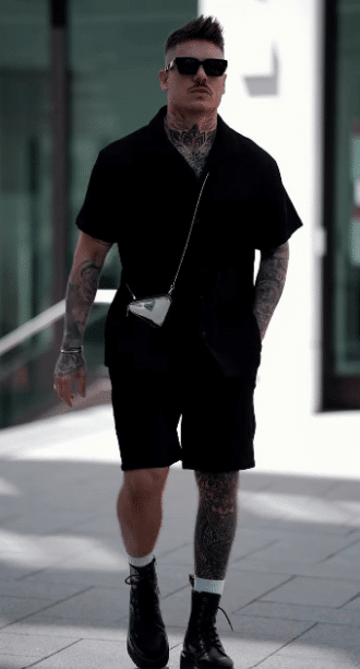 Indoor Concert Outfits for Men 4