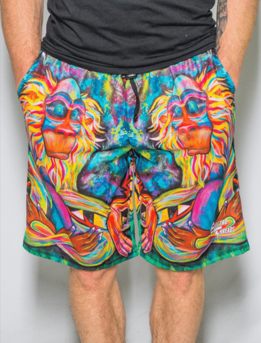 Shorts with bold prints Shorts with bold prints
