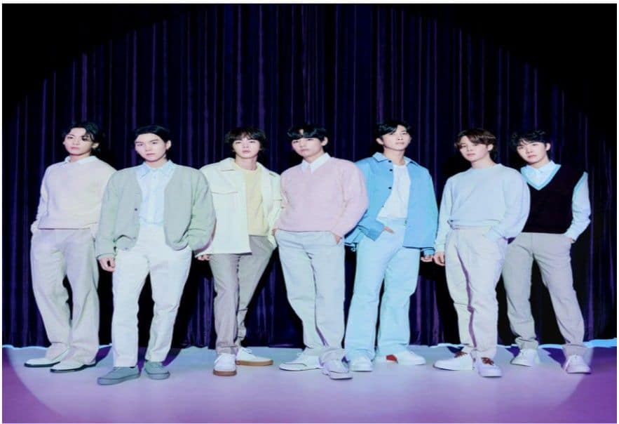 BTS (ARMY) BTS (ARMY)